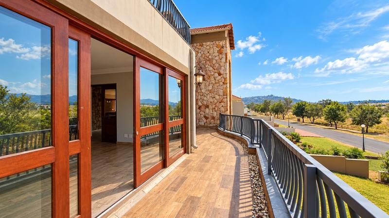 5 Bedroom Property for Sale in Xanadu North West